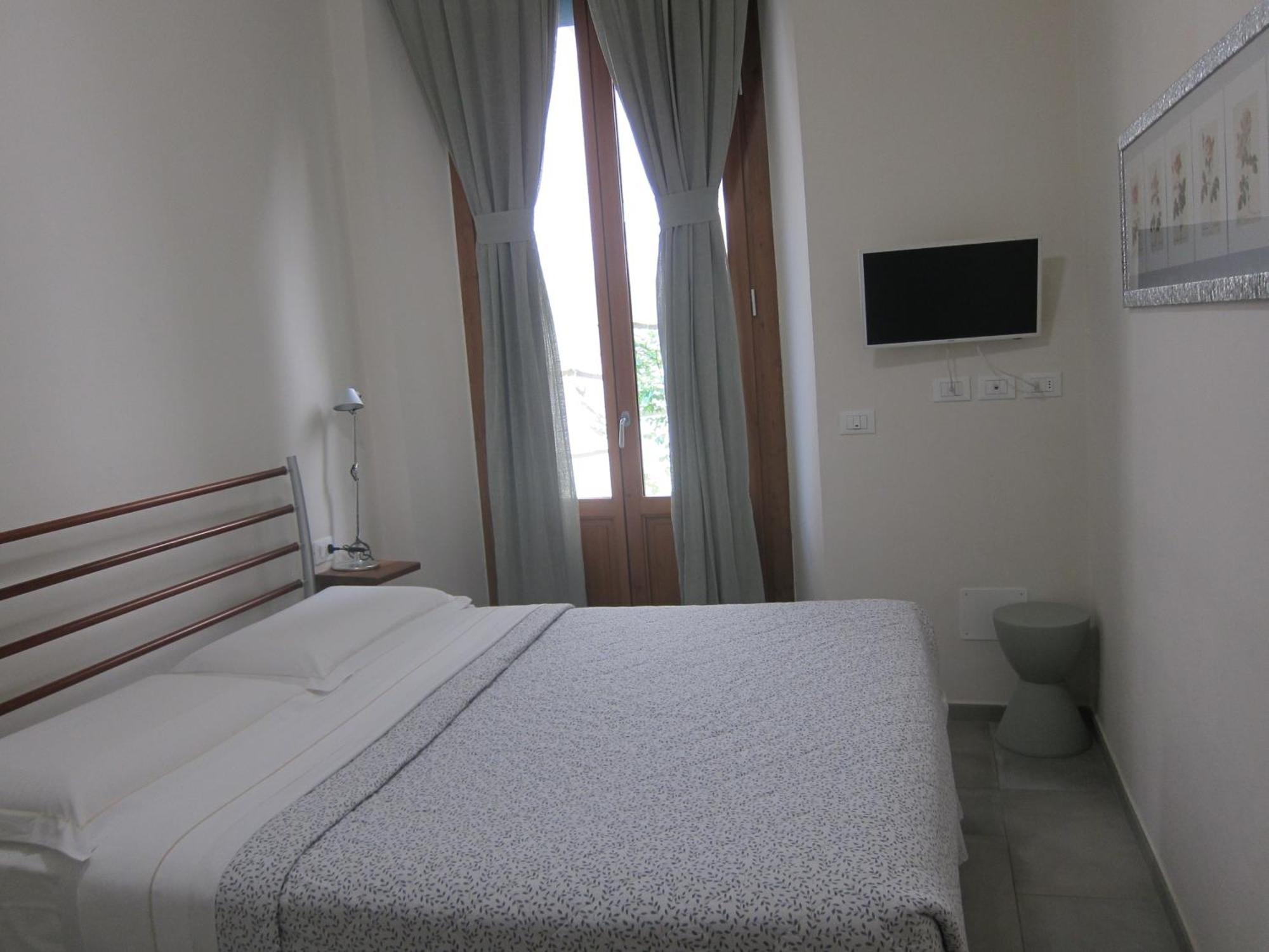 Bed and Breakfast A Casa Di Enrico E Luzme à Florence Extérieur photo